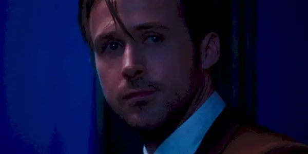 Sebastian (Ryan Gosling) mira a Mia por última vez en La La Land: