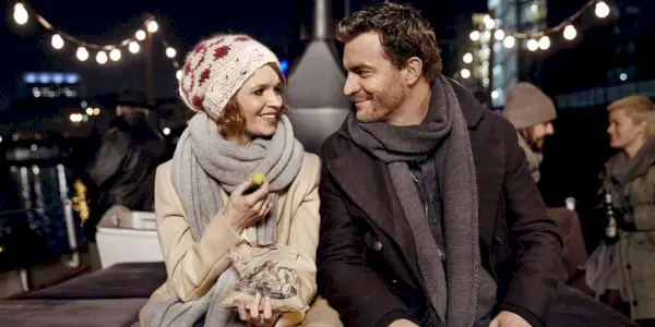 Karoline Herfurth e Friedrich Mucke em SMS Fur Dich