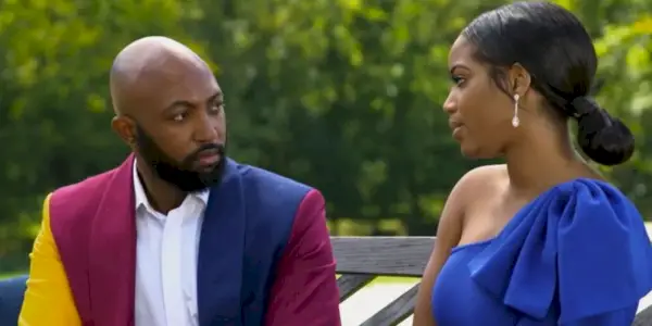 vydatá na prvý pohľad 16. séria shaquille dillon & kirsten grimes vonku na lavičke