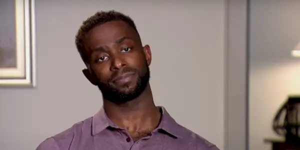 Zack Freeman vyzerá otrávene vo filme Married At First Sight MAFS