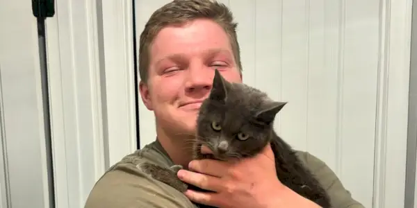 פוסט האינסטגרם של Garrison Brown Rescue Cat Sister Wives
