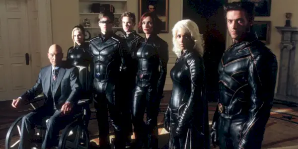 La squadra degli X-Men nel 2000 con le loro tute di pelle nera