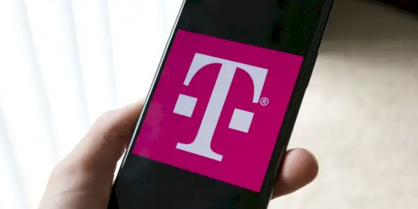 T-Mobile-Logo auf einem iPhone
