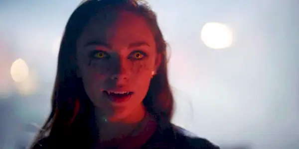 Tribrid Hope con colmillos en Legacies