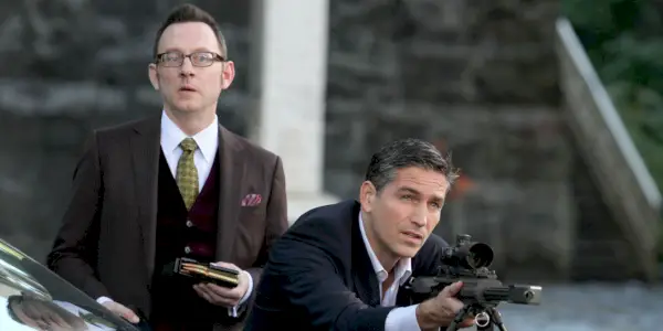 Finch respalda a Reese en Persona de interés
