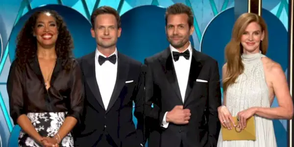 Le casting de Suits remettant un prix aux Golden Globes 2024 – image de CBS