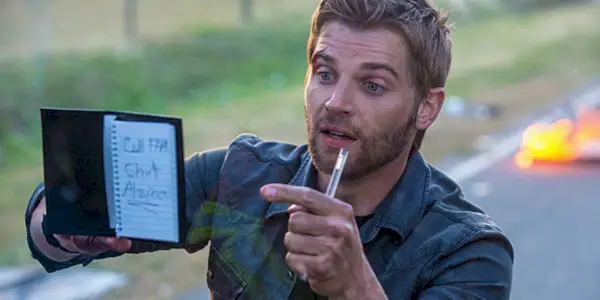 Mike Vogel ako Dale
