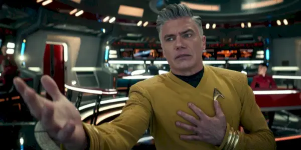 Pike in the Star Trek: Strange New Worlds פרק מוזיקלי.