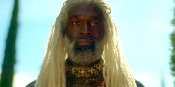 Steve Toussaint como Lord Corlys Velaryon em House of the Dragon