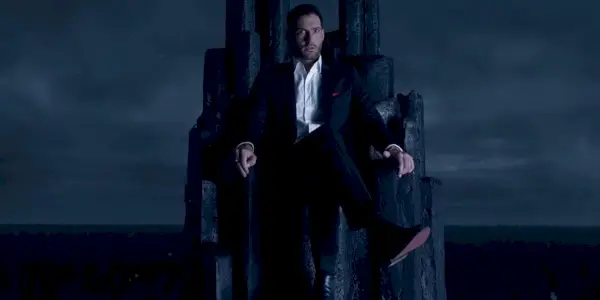 Luzifer auf seinem Thron in der Serie Lucifer