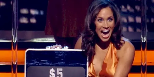 Meghan Markle otevírá kufřík na téma Deal or No Deal