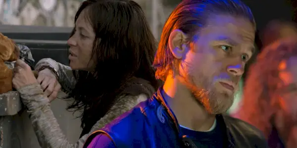 los hijos de la anarquía mujer sin hogar