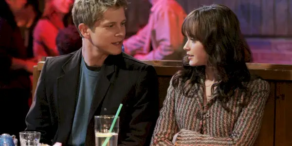 Rory und Logan gehen bei Gilmore Girls zum Abendessen