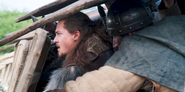 Uhtred en batalla en The Last Kingdom