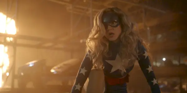 Stargirl Arrowverse titanes regresan