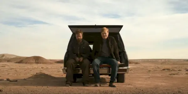 Aaron Paul nel ruolo di Jesse Pinkman e Jesse Plemons nel ruolo di Todd El Camino