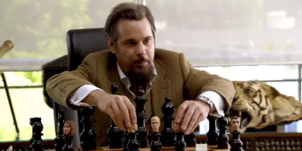 Paul F Tompkins Dean Rosedragon Tabuleiro de xadrez Propriedades de um bilhão de dólares