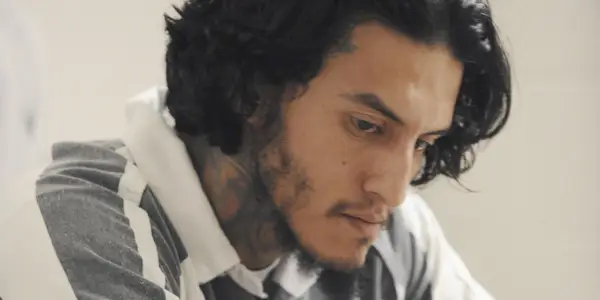Richard Cabral nel ruolo di Hector Tonz in American Crime