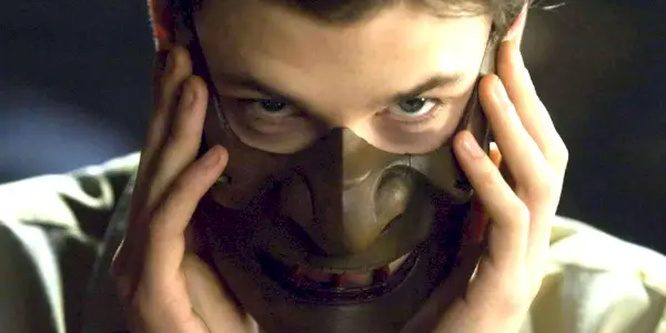 Un jeune Hannibal Lecter dans Hannibal Rising.