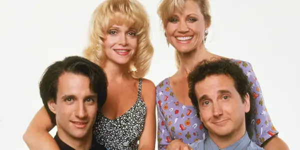 Herecké obsadenie Perfect Strangers sa usmieva