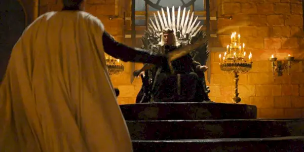 Jaime vient chercher le Roi Fou avec une épée dans Game Of Thrones