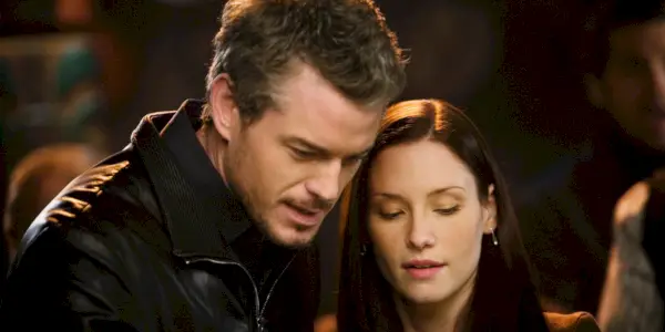 Eric Dane nel ruolo di Mark Sloan e Chyler Leigh nel ruolo di Lexie Grey in Grey