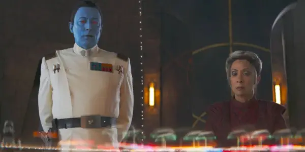 Thrawn študuje bojisko v Ahsoka, epizóda 7