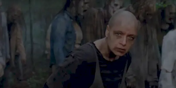 אלפא והלוחשות מוכנים למלחמה ב-The Walking Dead