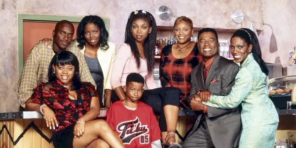 Le casting de Moesha pose pour une photo.
