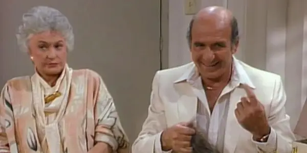 Stanley(Herb Edelman)는 The Golden Girls에서 가발을 시도합니다.