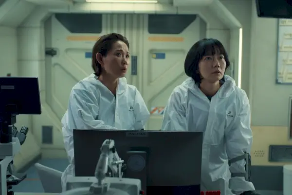 Bae Doona, Kim Sunyoung, das stille Meer