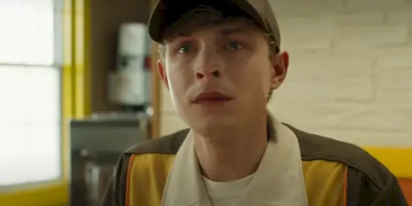 Johnny Berchtold mit Tränen in den Augen in The Passenger