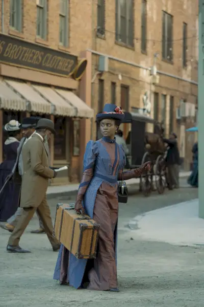 denée benton, den forgyldte alder, sæson 2