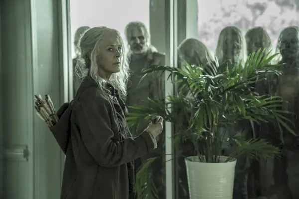 melissa mcbride ako carol peletier, chodiaca mŕtvola, finále 11. sezóny