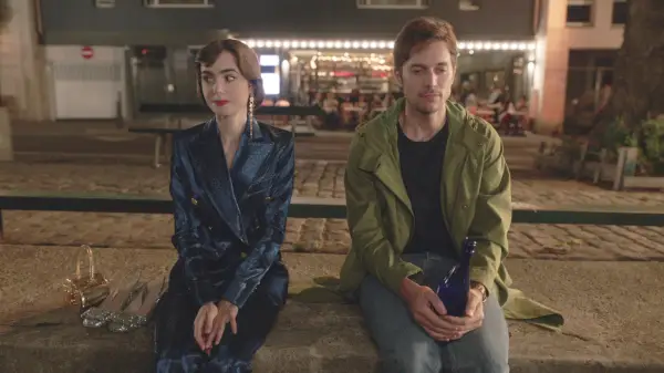 Lily Collins, Lucas Bravo, Emily in Parijs, seizoen 3