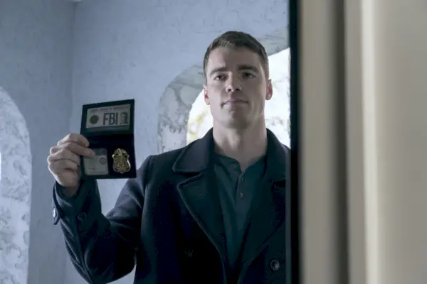 Gabriel Basso, der Nachtagent