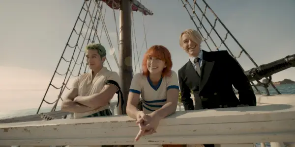 mackenyu arata, emily rudd, taz skylar, ett stycke