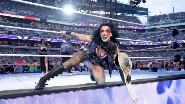 WWE レア・リプリー
