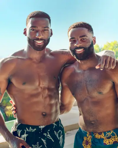 Kieron e Kaz, datados e relacionados