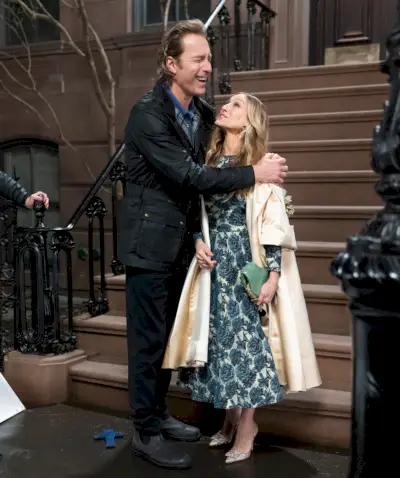 john corbett, sarah jessica parker a jen tak