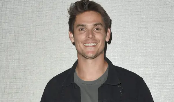 Zobacz, co Mark Grossman i jego ukochana z Young & Restless zrobili podczas ucieczki