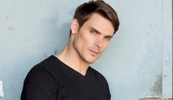Young & Restless‘ Mark Grossman New Honey: ‚Přijďte a získejte svou lásku‘