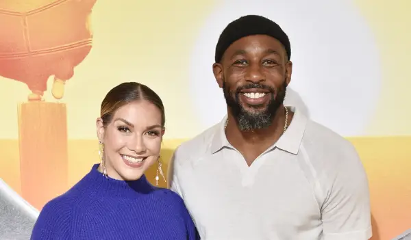 Allison Holkers nye konsert på So You Think You Can Dance er et 'steg fremover' etter ektemannens død