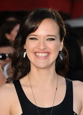 Headshot Of Brina Palencia In The Divergent Los Angeles Premiere