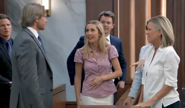 Cates konfrontuje się z Carly GH