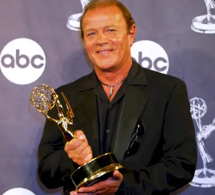 U srdcervoucího výročí jeho smrti sebevraždou vzpomínáme na vítěze Emmy, který ‚nikdy opravdu nepochopil, jak byl milován‘