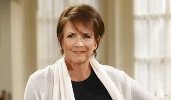 Esclusiva Young & Restless: Colleen Zenk avverte che Jordan 'causerà molti problemi a molte persone!'