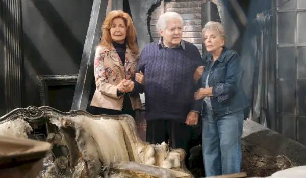 Days of Our Lives dit adieu à Doug lors de la diffusion du dernier épisode de Bill Hayes