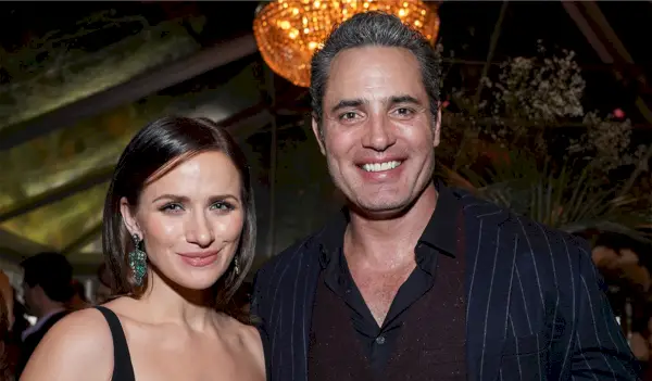 Shantel Van Santen og Victor Webster