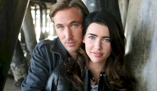 Kyle’a Lowdera i Jacqueline McInnes Wood